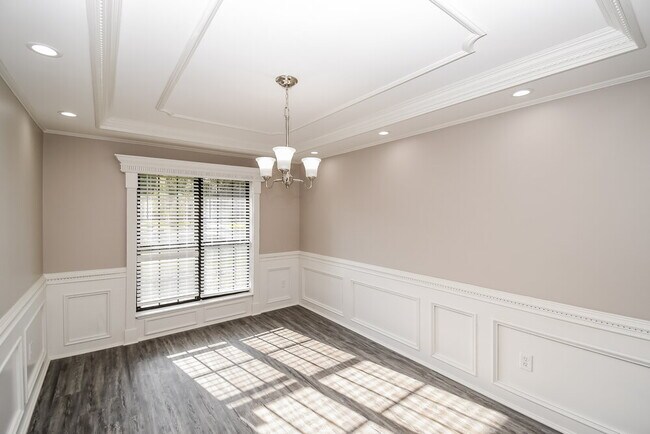 Building Photo - 3146 Chapelwood Ln