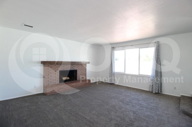 Building Photo - 124 E Minton Dr