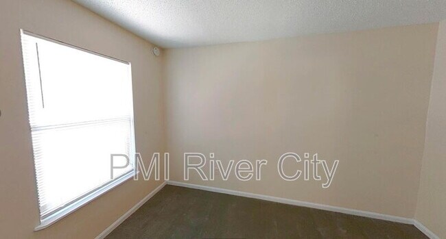 Building Photo - 1202 Maitland Ave