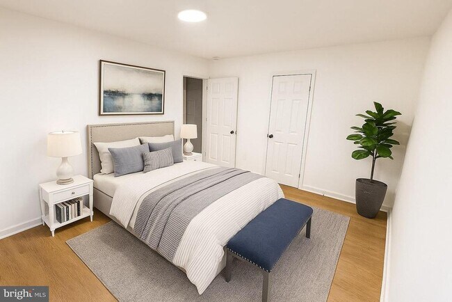 Primary Photo - 1635 6th St NW