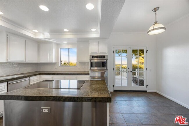 Building Photo - 3630 Roberts View Pl