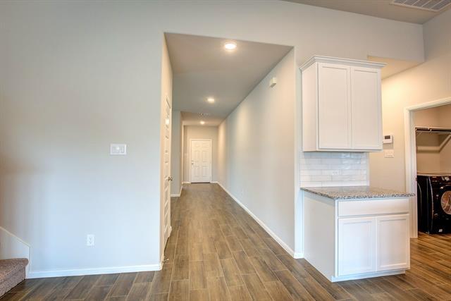 Building Photo - 3613 Bluestem Blvd