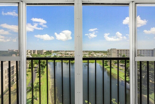 Building Photo - 7310 Ashford Pl