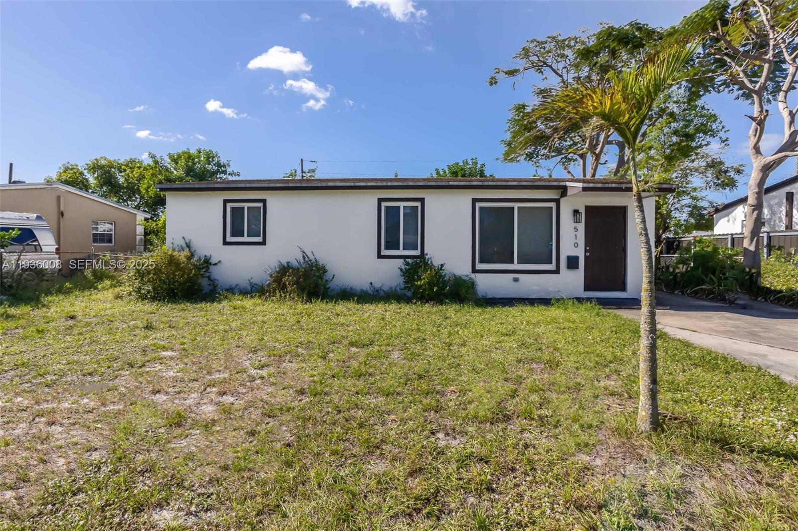 Building Photo - 510 N 69th Ave