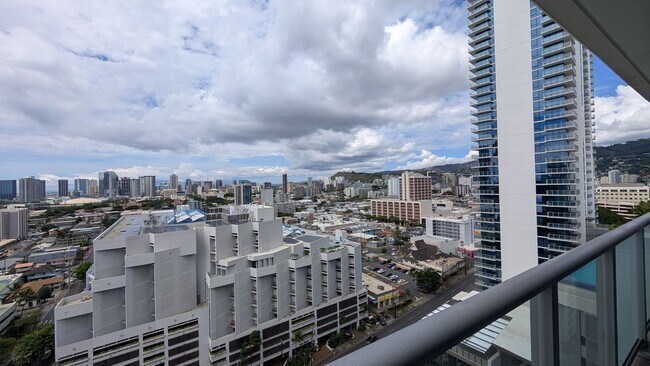 Building Photo - The Park on Keeaumoku brand new studio apa...
