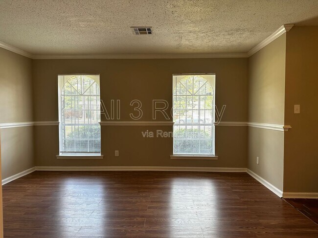 Building Photo - 1429 Dunbarton Rd