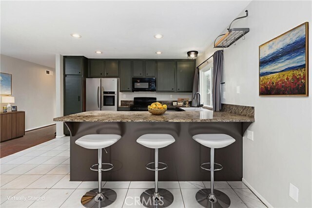 Building Photo - 121 Genoa Way