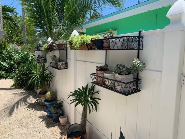 Building Photo - 11456 5th Avenue Ocean