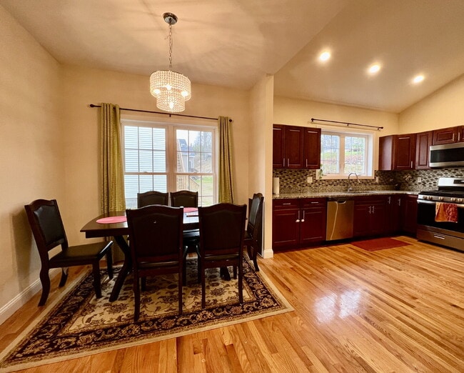 Building Photo - New listing! Beautiful home in Bellingham!