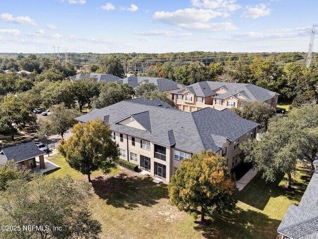 Building Photo - 12301 Kernan Forest Blvd