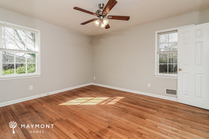 Building Photo - 1729 Hasty Rd