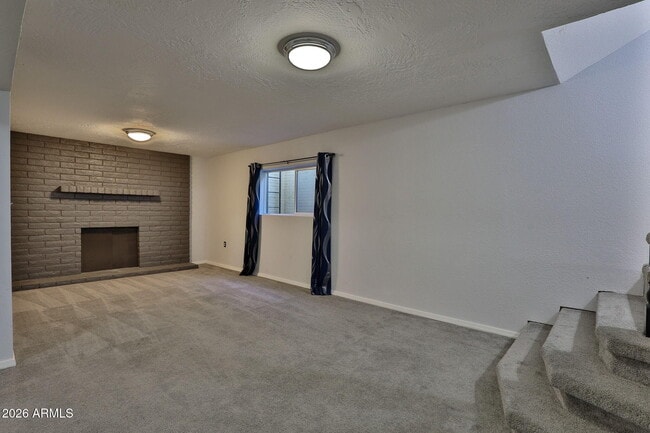 Building Photo - 1355 E McLellan Rd