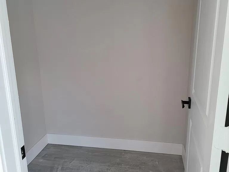 Building Photo - 18 Bedford Terrace
