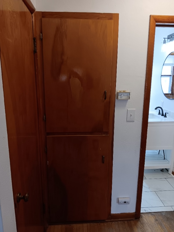 Building Photo - 640 N Summit St