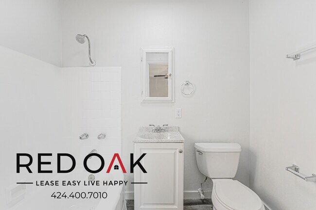 Building Photo - 1094 Cherry Ave