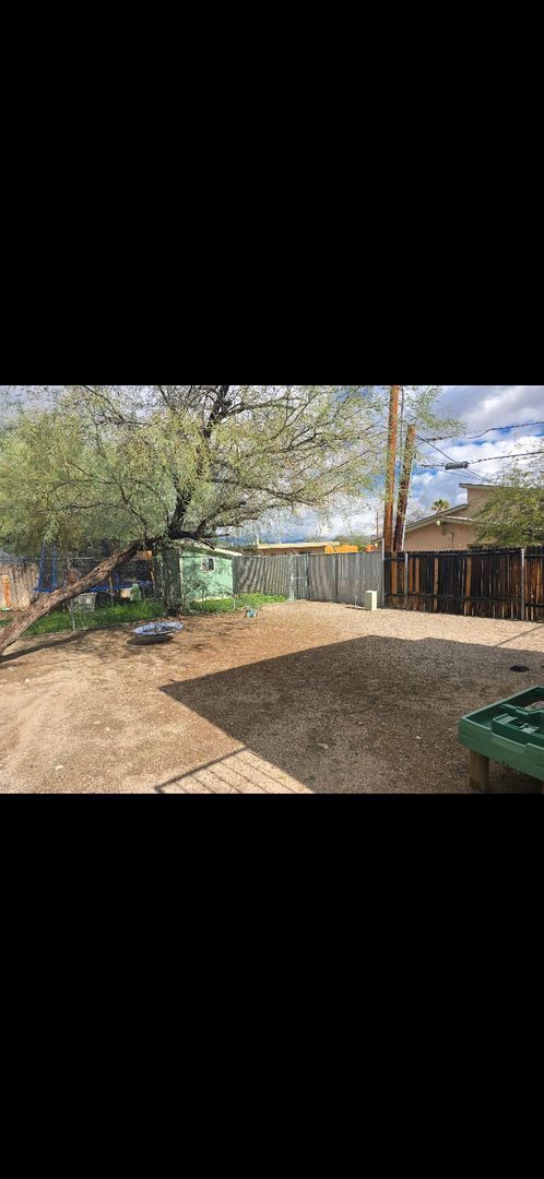 Building Photo - 926 N Belvedere Ave