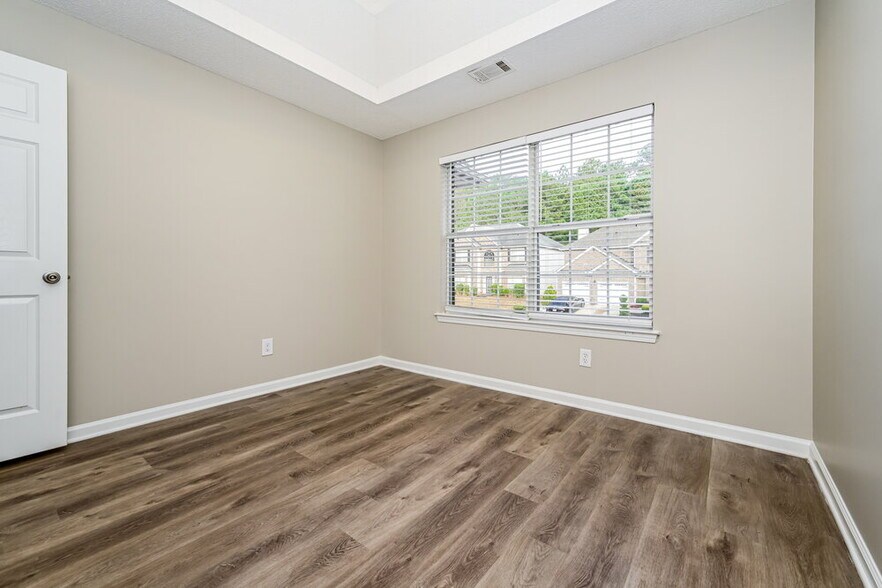 Building Photo - 2753 Elkmont Ridge SW