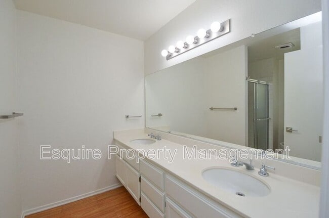 Building Photo - 5703 Recodo Way