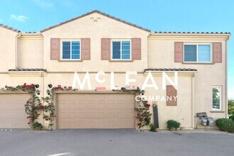 Building Photo - Gorgeous 2-Story 4-Bedroom Home with Loft ...