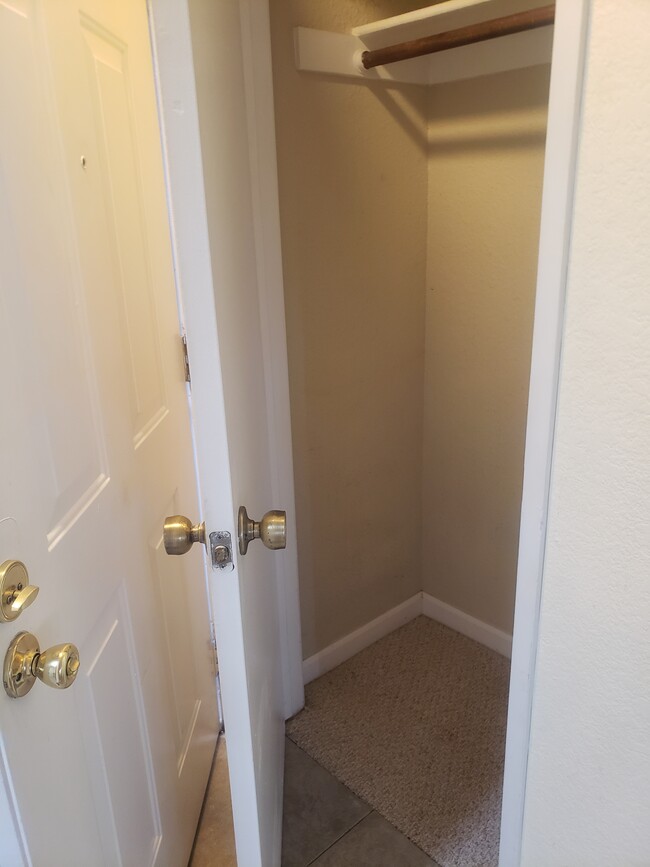 Closet - 687 Royston Ln