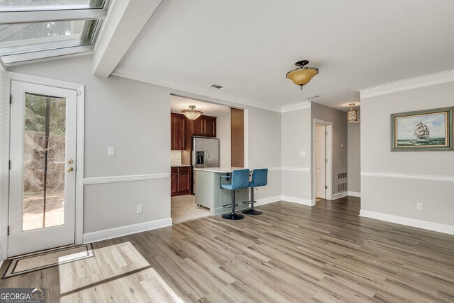 Building Photo - 58 Mt Vernon Cir