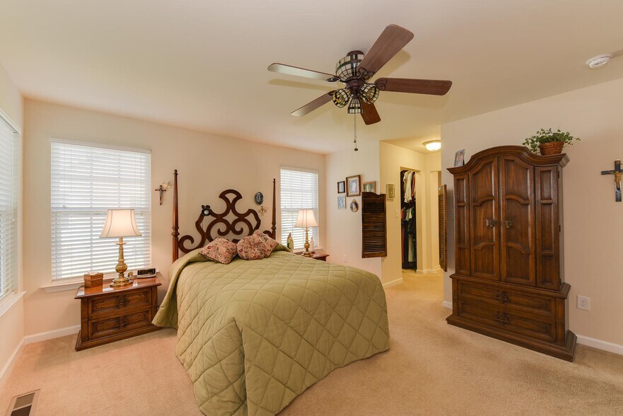 Building Photo - 13318 Beacon Hill Way