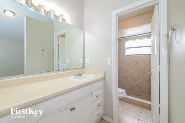 Building Photo - 267 Magellan Dr