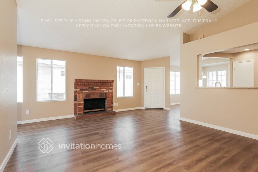 Building Photo - 3108 E Siesta Ln