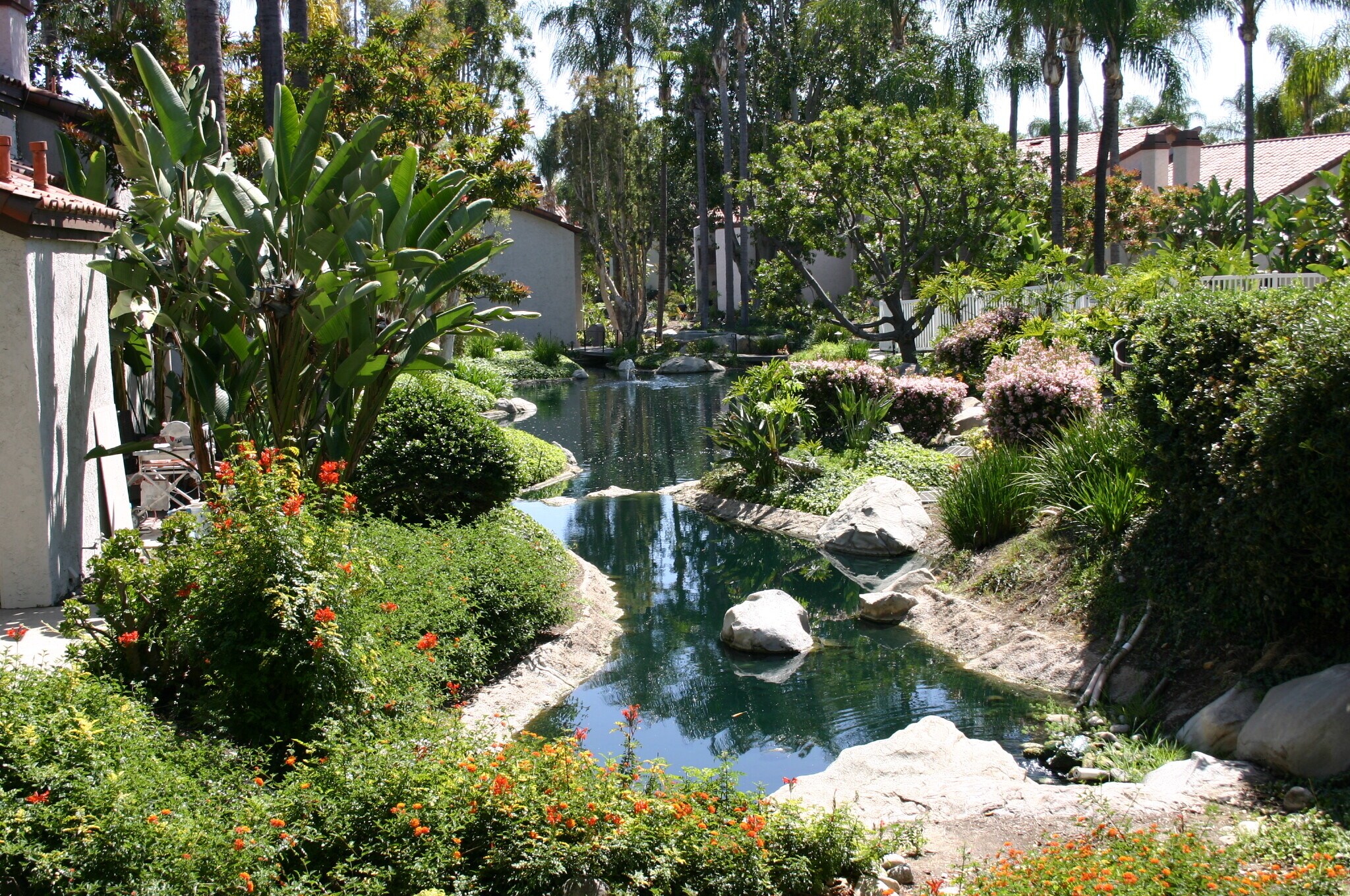 Community - 247 Oahu Way