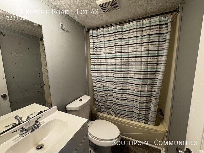 Building Photo - 1515 Busbee Rd