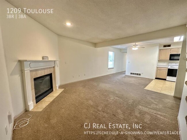 Building Photo - 1209 Toulouse-