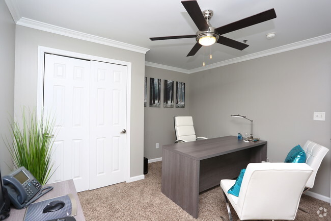Interior Photo - Serene at Woodlake