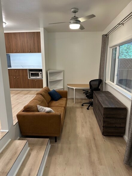 Building Photo - 14434 Plover Way