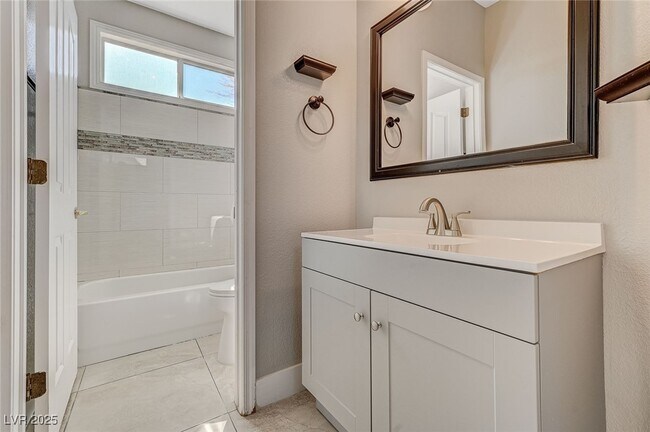 Building Photo - 4437 Verdiccio Ave