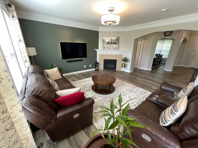 Building Photo - East Jefferson County Home For Rent