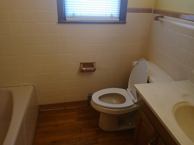 Building Photo - 11714 Cruso Rd