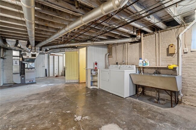 Building Photo - 1217 Belle Ave