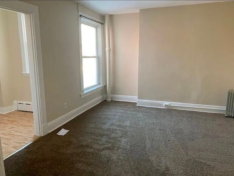 Building Photo - 405 Butler St