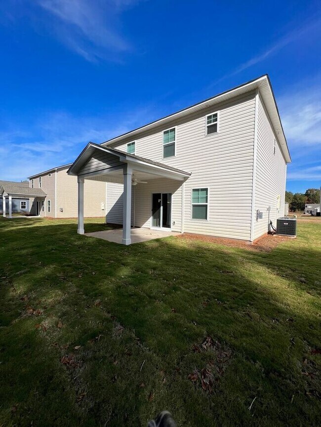 Building Photo - BRAND NEW AND JUST FOR YOU!!