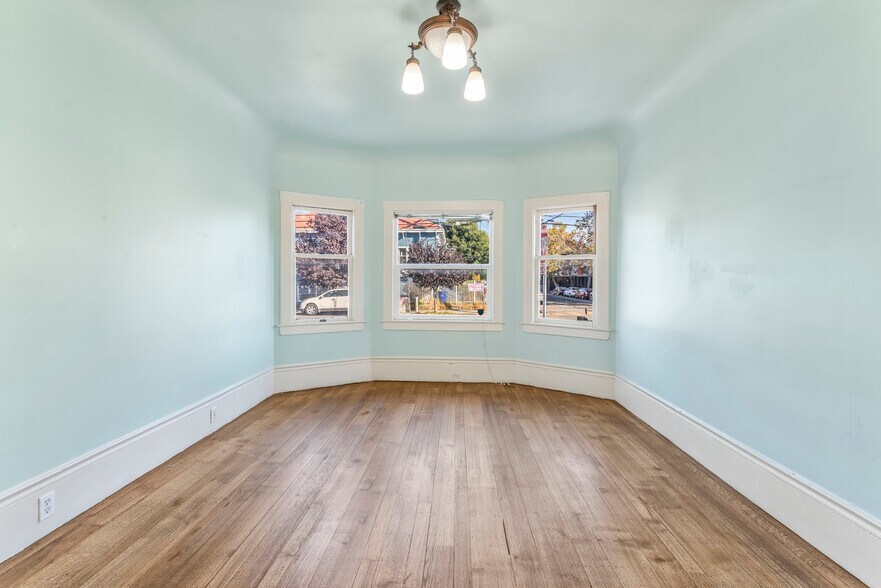 Building Photo - 2903 West St