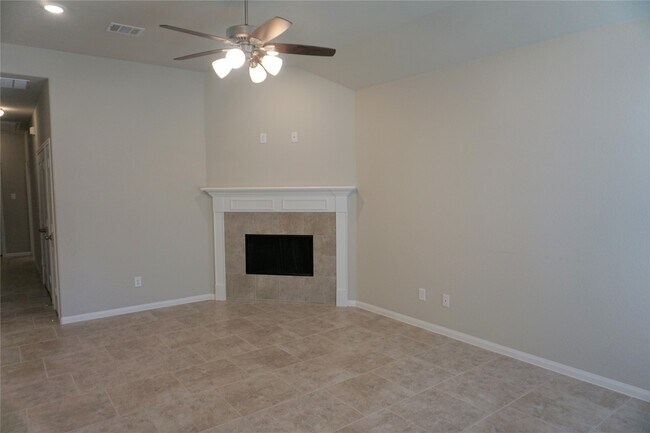 Building Photo - 12950 Shady Grove Ln