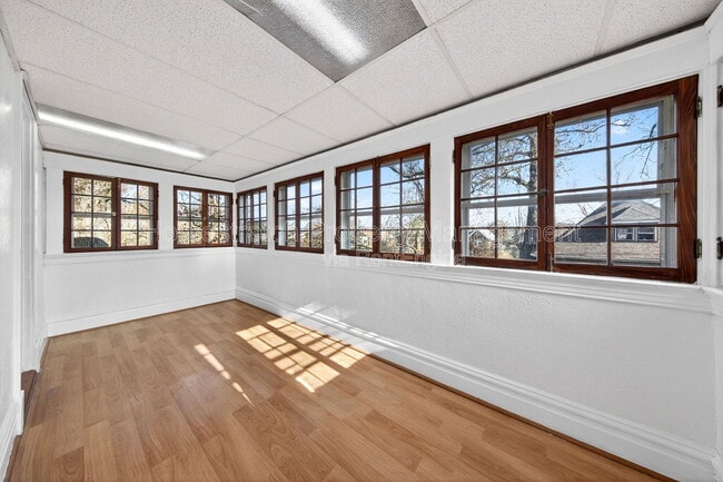 Building Photo - 2424 Oakland Ave