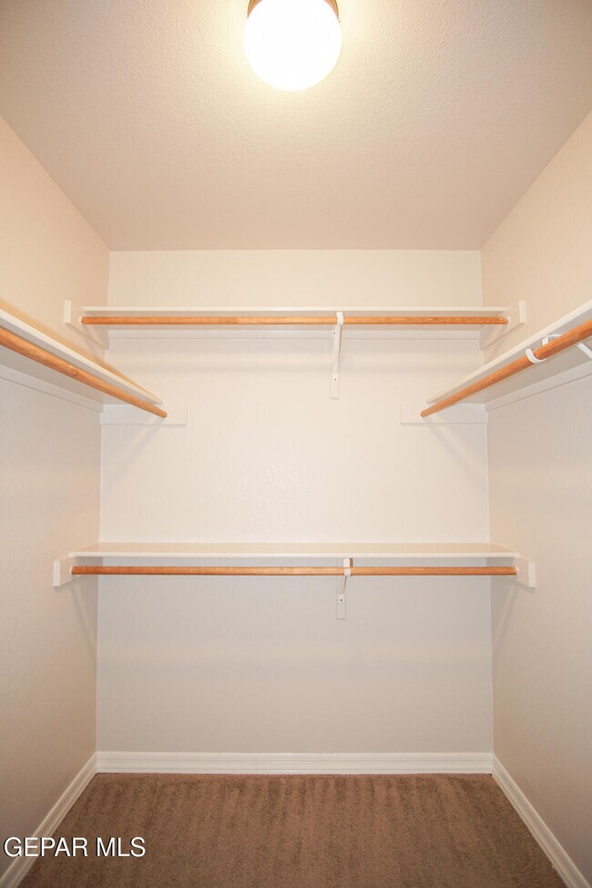 Building Photo - 14373 Coyote Trail Dr