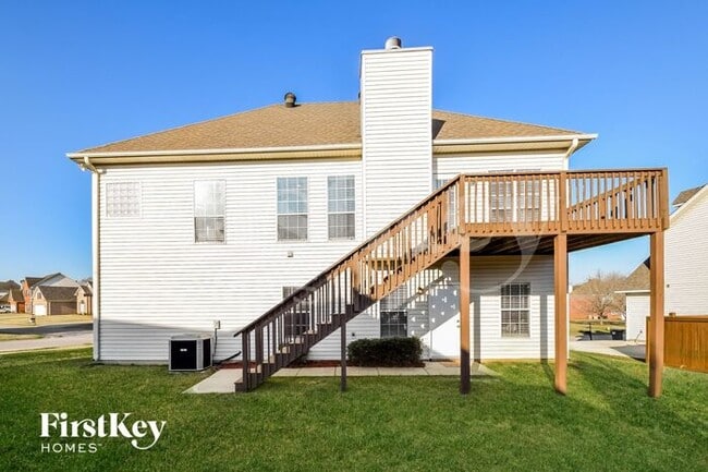 Building Photo - 221 Bentmoor Ln