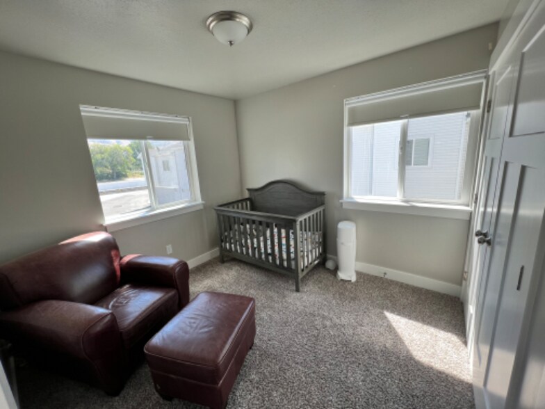 Building Photo - 465 N 30