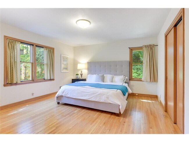 Building Photo - 4509 Laguna Dr