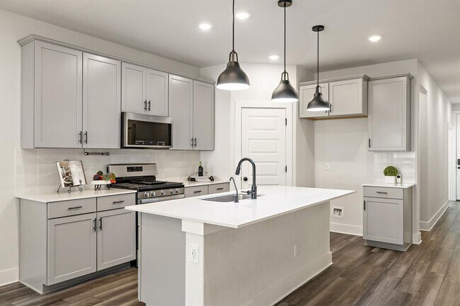 Building Photo - 113 Lyrebird Ln