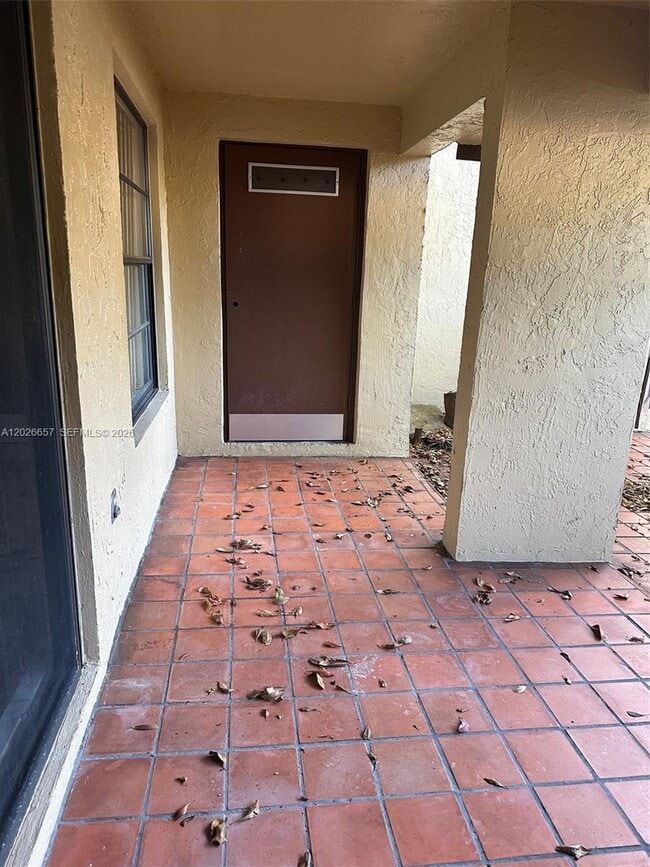 Building Photo - 9255 SW 125th Ave