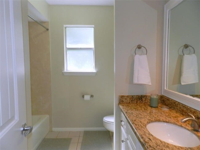 Building Photo - 9403 Oxted Ln