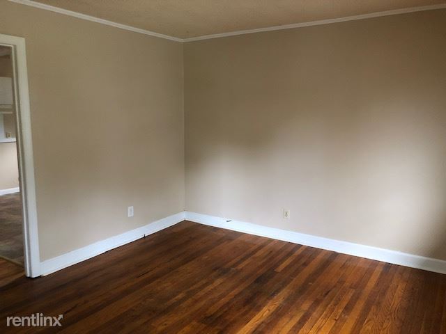 Building Photo - 3 br, 1 bath House - 2609 Textile Dr